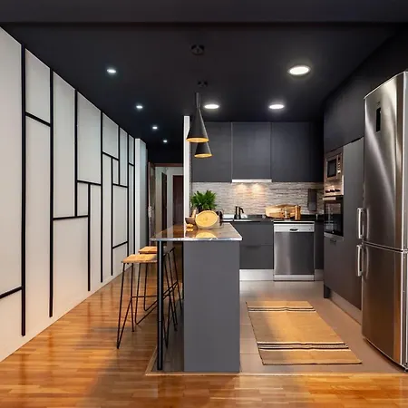 Mitaka - 3 Bedrooms And Terrace In Eixample Dreta 아파트 *
