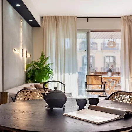 Mitaka - 3 Bedrooms And Terrace In Eixample Dreta 아파트